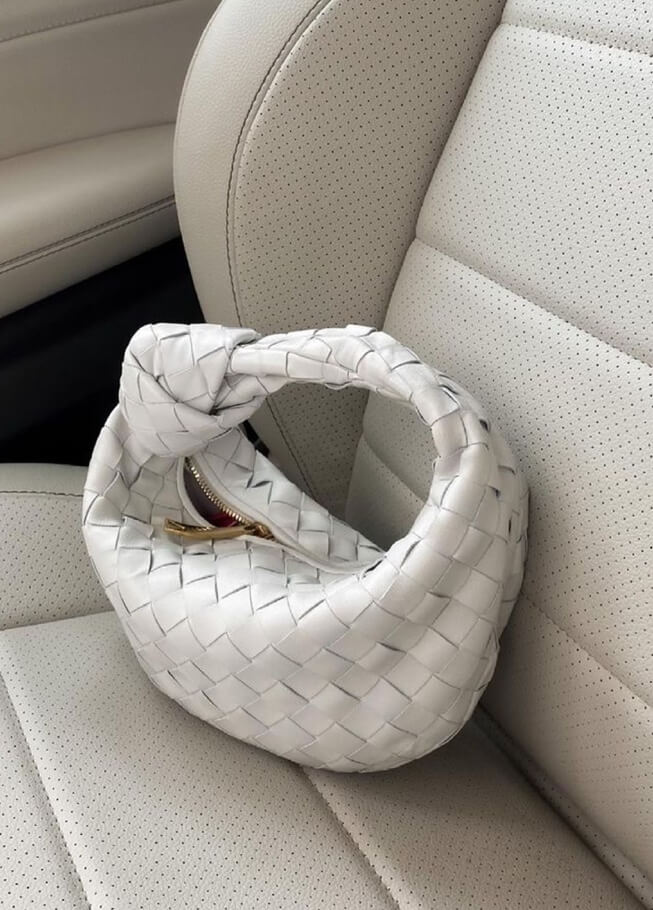 LOU | JOY Mini Handtas Met Ingeknoopte Detail